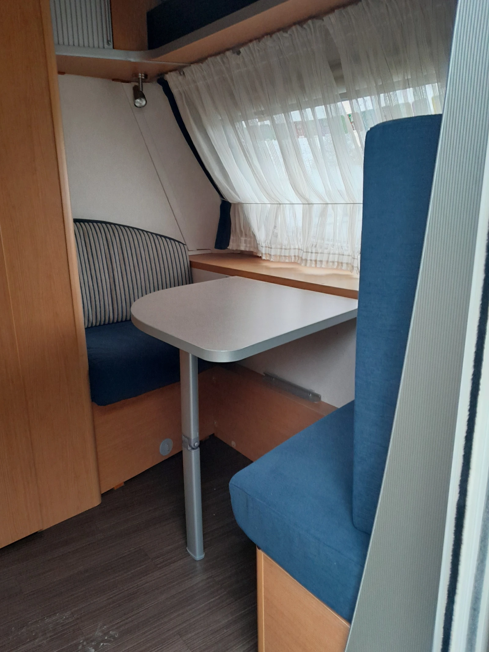 Каравана HYMER / ERIBA Feeling 430 - изображение 7