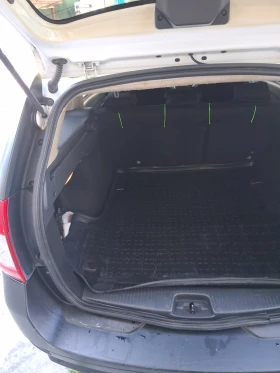 Dacia Logan МСВ комби, снимка 2