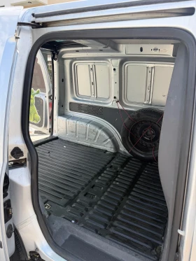 VW Caddy Товарно, снимка 5