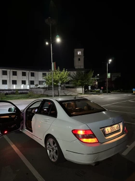 Mercedes-Benz C 220, снимка 13