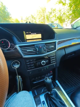 Mercedes-Benz E 220 2.2 дизел, снимка 10