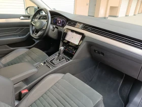 VW Passat Elegance, Digital, Distronic, Камера, Обслужен - 36999 лв. - 60263640 | Car24.bg