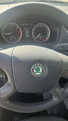 Skoda Roomster 1.9tdi.105ks.6skorosti.klimatronik | Mobile.bg � ����� ������ 16