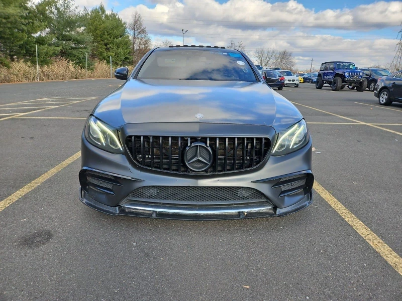 Mercedes-Benz E 300 4MATIC/SPORT PACK/BURMESTER/NAVI/CAMERA, снимка 2 - Автомобили и джипове - 48215909