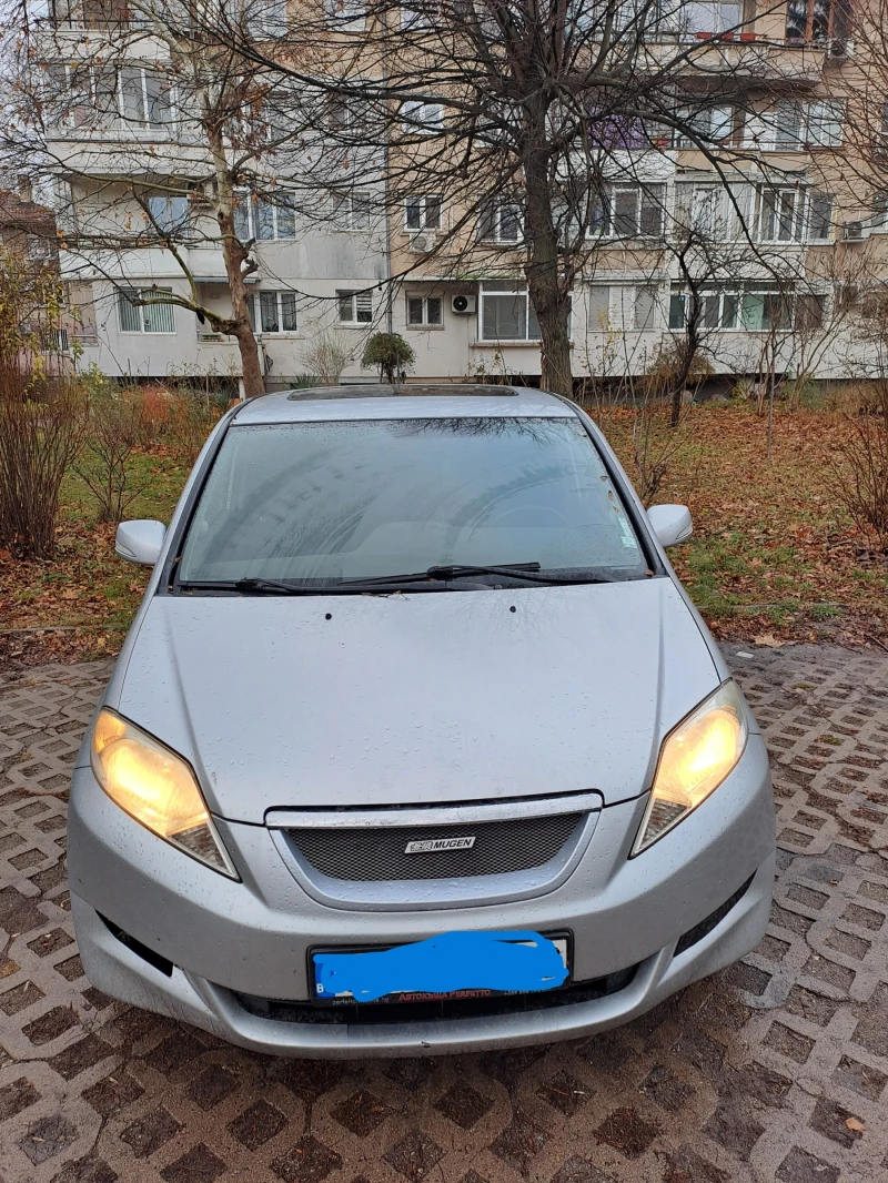 Honda Fr-v, снимка 1 - Автомобили и джипове - 48250024