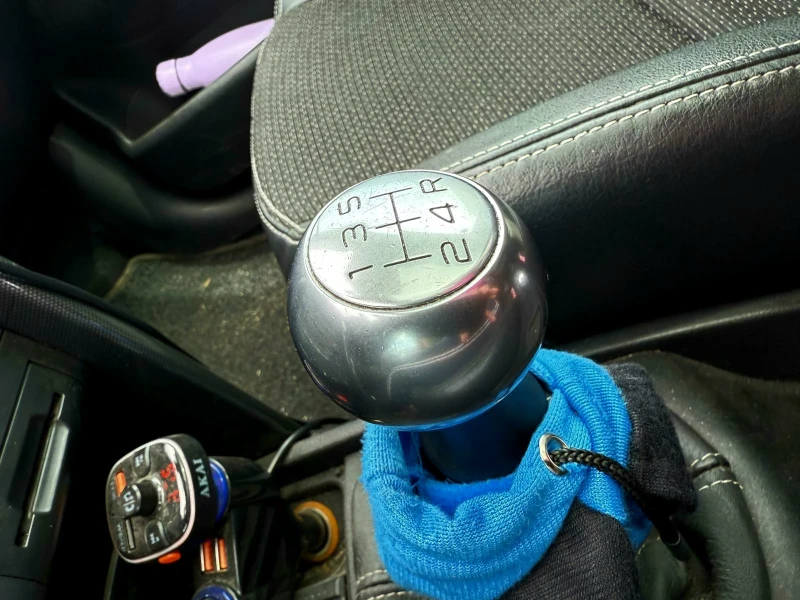 Peugeot 207 THP, снимка 16 - Автомобили и джипове - 52588764