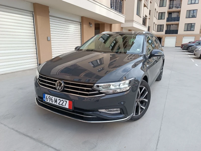 VW Passat Elegance, Digital, Distronic, Камера, Обслужен, снимка 1 - Автомобили и джипове - 49439260