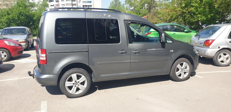 VW Caddy, снимка 2 - Автомобили и джипове - 52342089