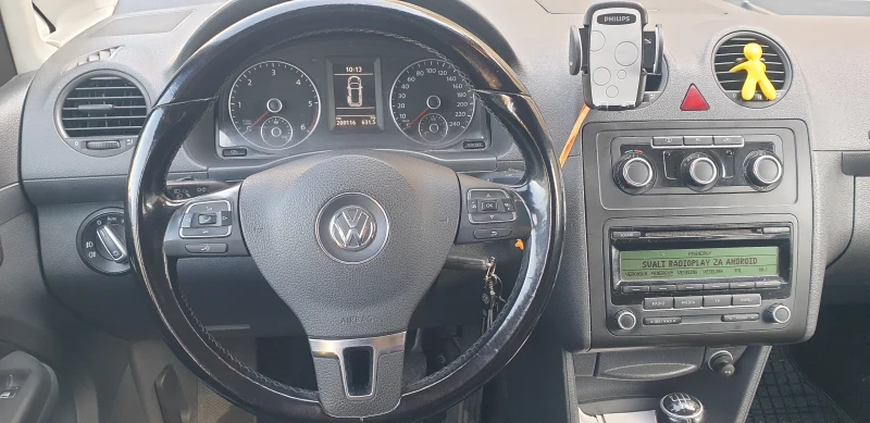 VW Caddy, снимка 16 - Автомобили и джипове - 52342089