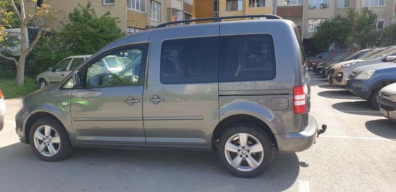 VW Caddy, снимка 3 - Автомобили и джипове - 52342089