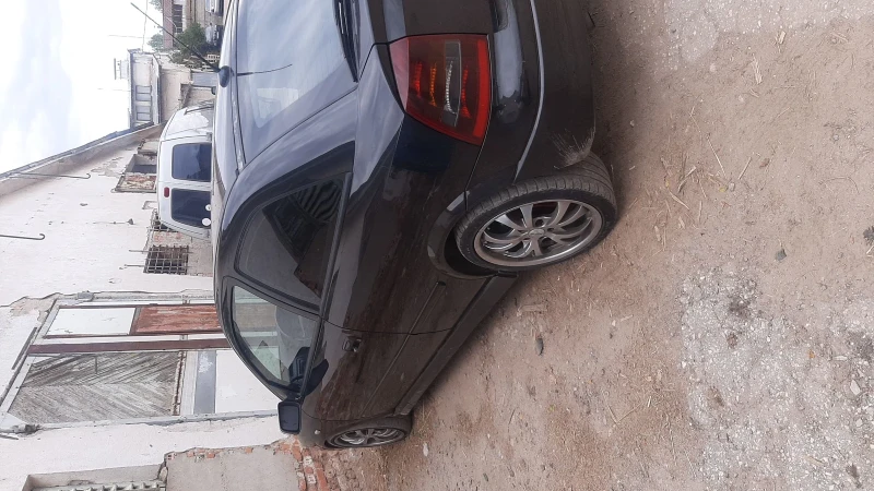Opel Astra 2.2, снимка 7 - Автомобили и джипове - 52815830