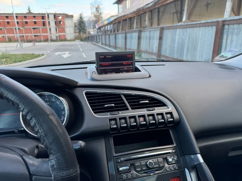 Peugeot 3008 1.6 HDI, снимка 5 - Автомобили и джипове - 52616877