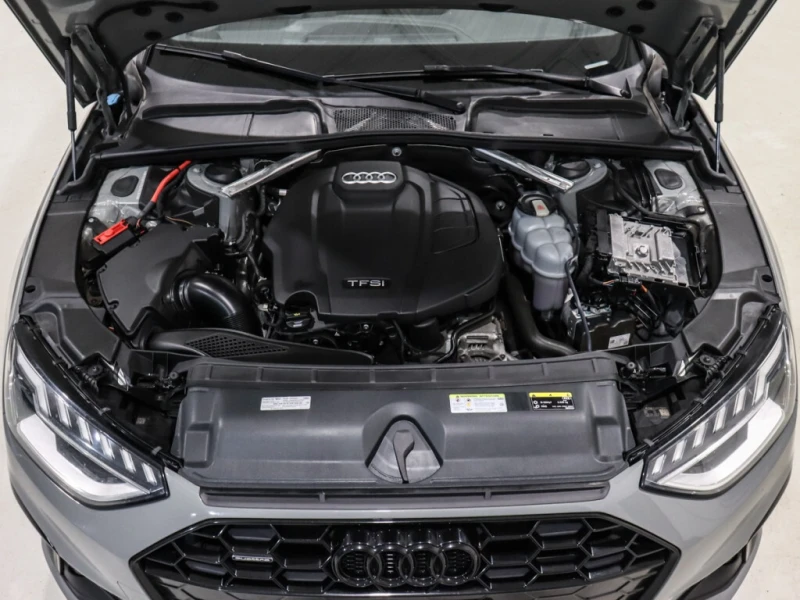 Audi A4 * 2.0TFSI Quattro / Progressiv Pkg / Black Optics , снимка 12 - Автомобили и джипове - 52924350