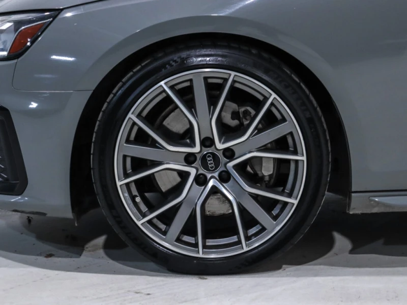 Audi A4 * 2.0TFSI Quattro / Progressiv Pkg / Black Optics , снимка 10 - Автомобили и джипове - 52924350