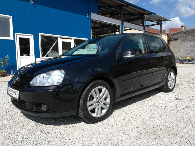 VW Golf 5, снимка 7 - Автомобили и джипове - 52961891