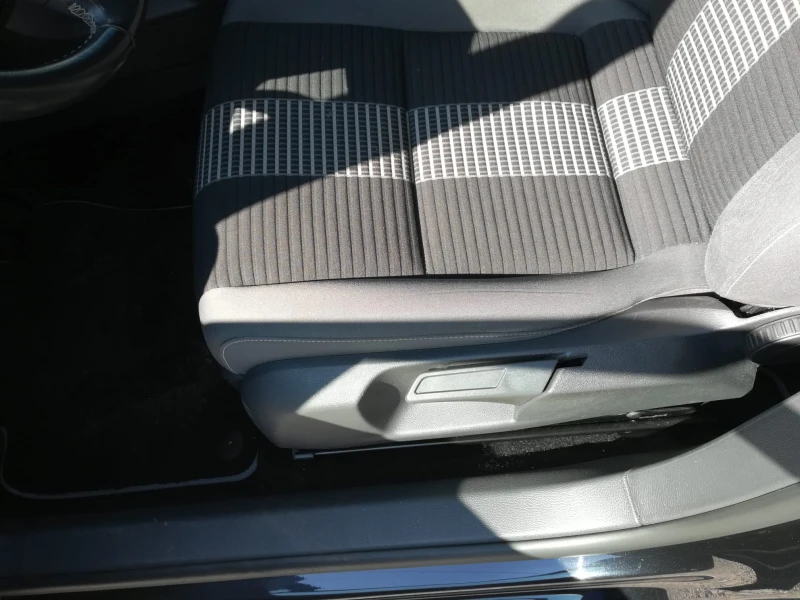 VW Golf 5, снимка 10 - Автомобили и джипове - 52961891