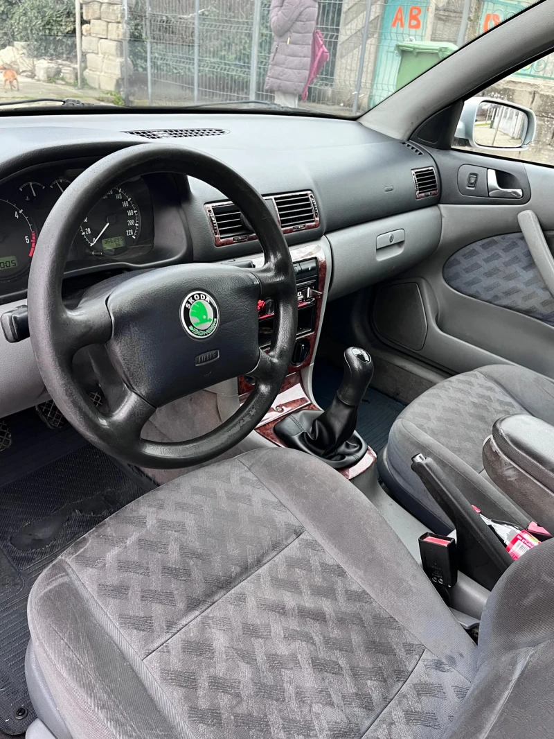 Skoda Octavia, снимка 6 - Автомобили и джипове - 53226197