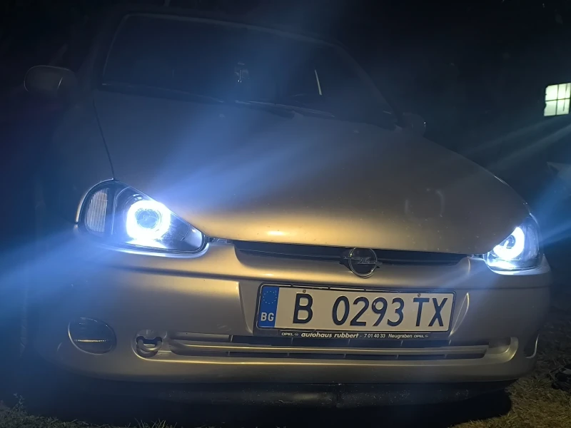 Opel Corsa Edition 2000 - GSI Line X12XE, снимка 16 - Автомобили и джипове - 53283749