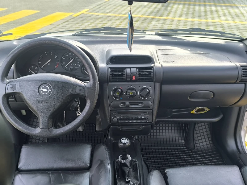 Opel Corsa Edition 2000 - GSI Line X12XE, снимка 9 - Автомобили и джипове - 53283749