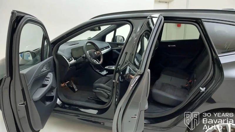 BMW 218 d Active Tourer Steptronic, снимка 5 - Автомобили и джипове - 53382126