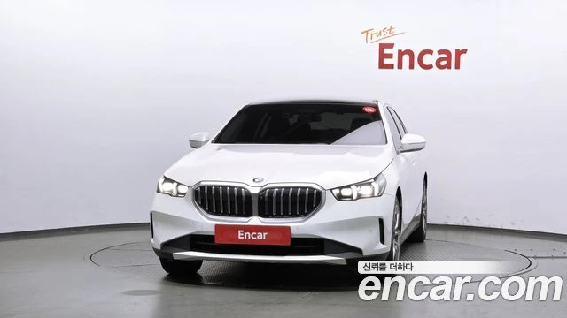 BMW 520, снимка 3 - Автомобили и джипове - 56077725