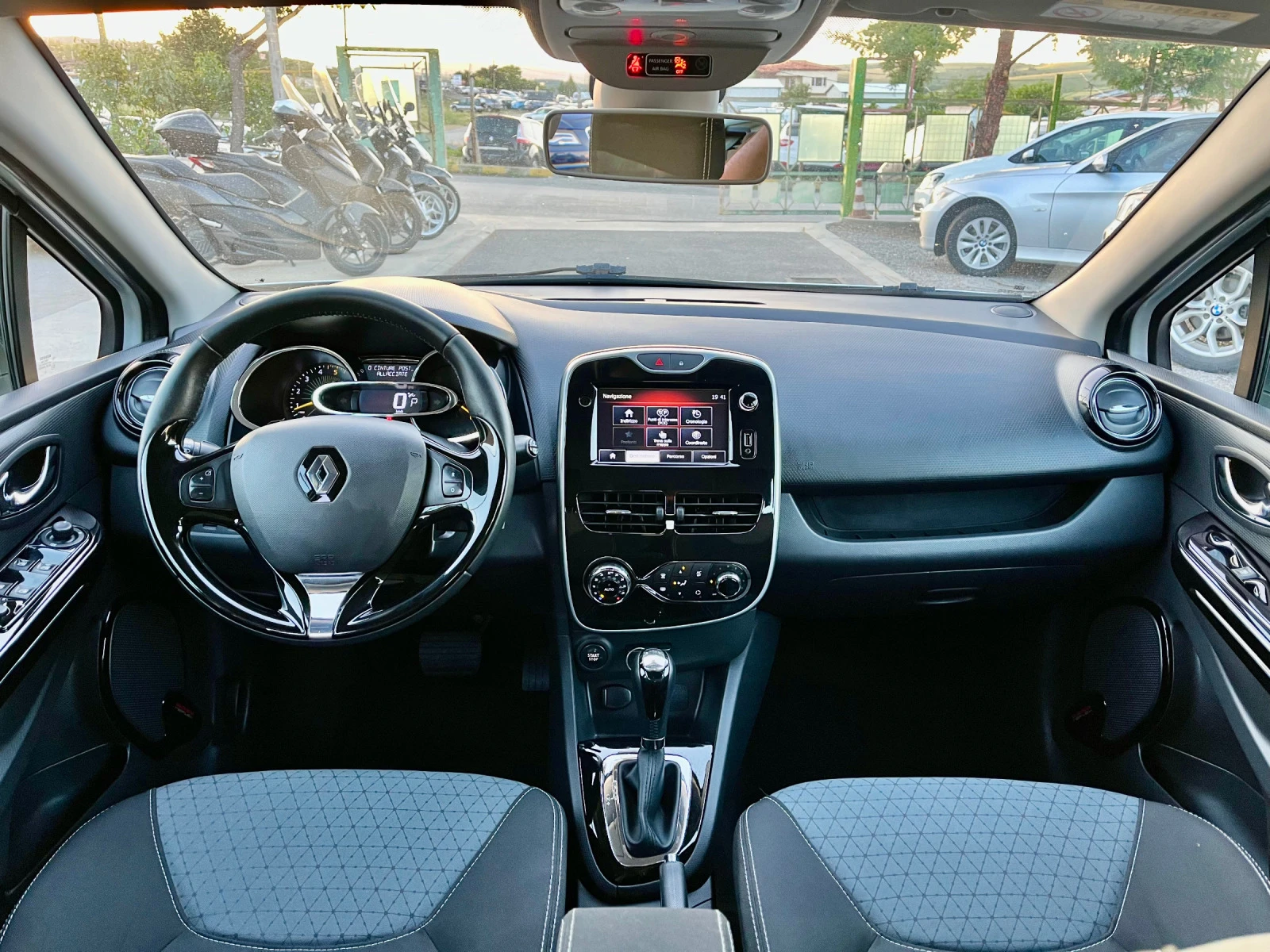 Renault Clio 1.5 DCI Sporter - изображение 7