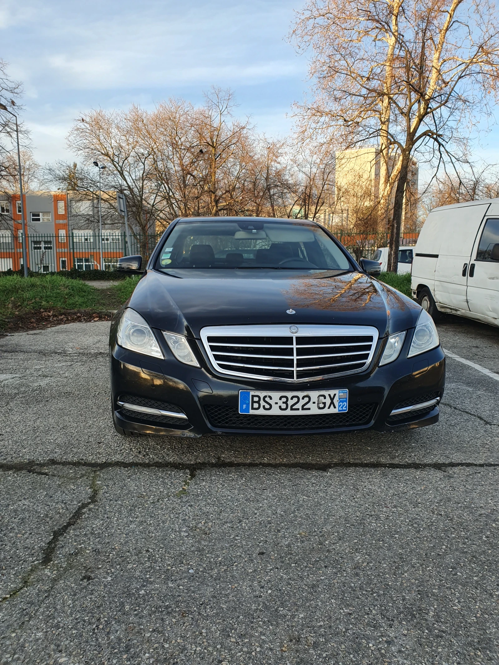Mercedes-Benz E 300  - изображение 10