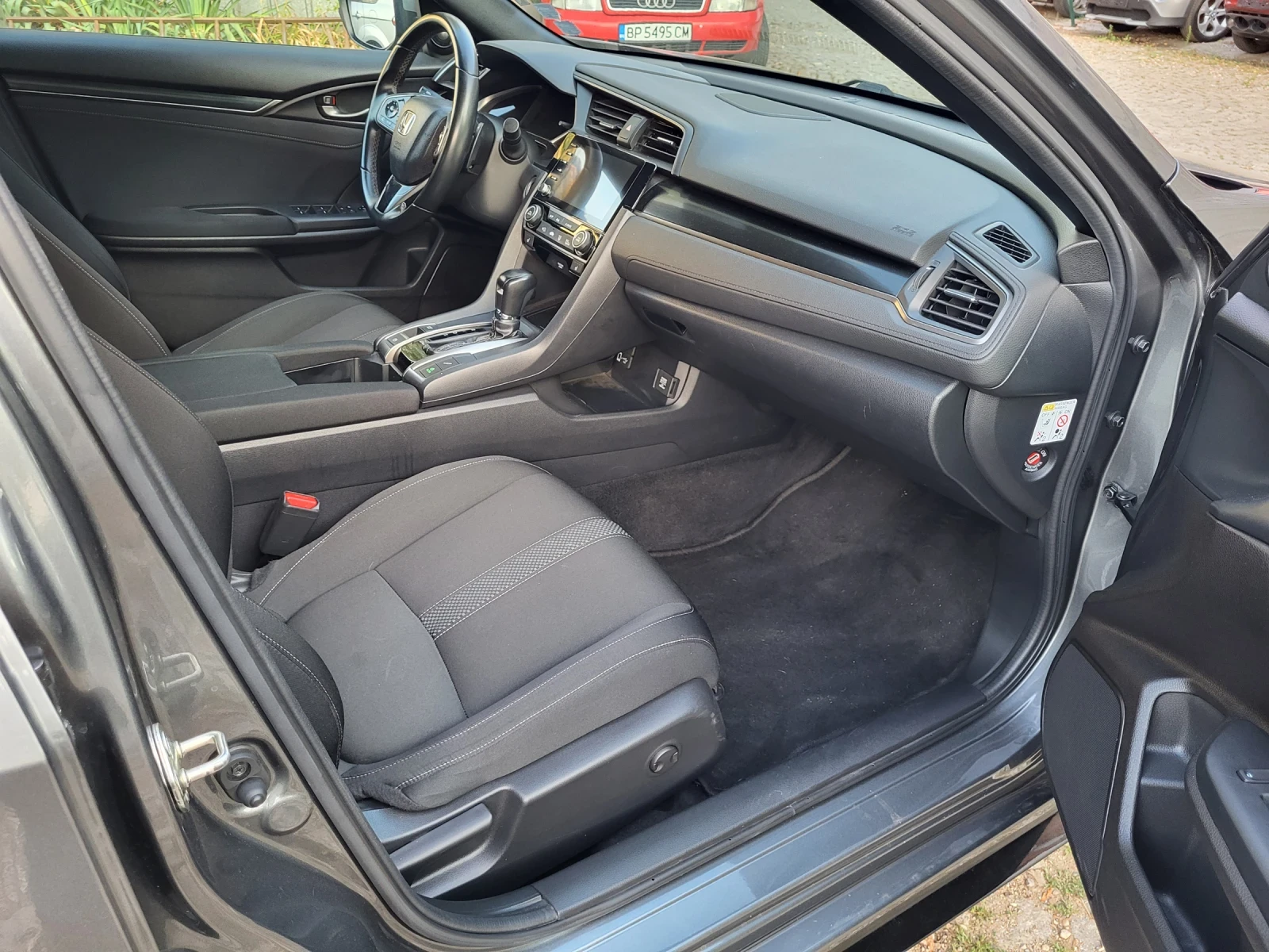 Honda Civic Sport - изображение 9