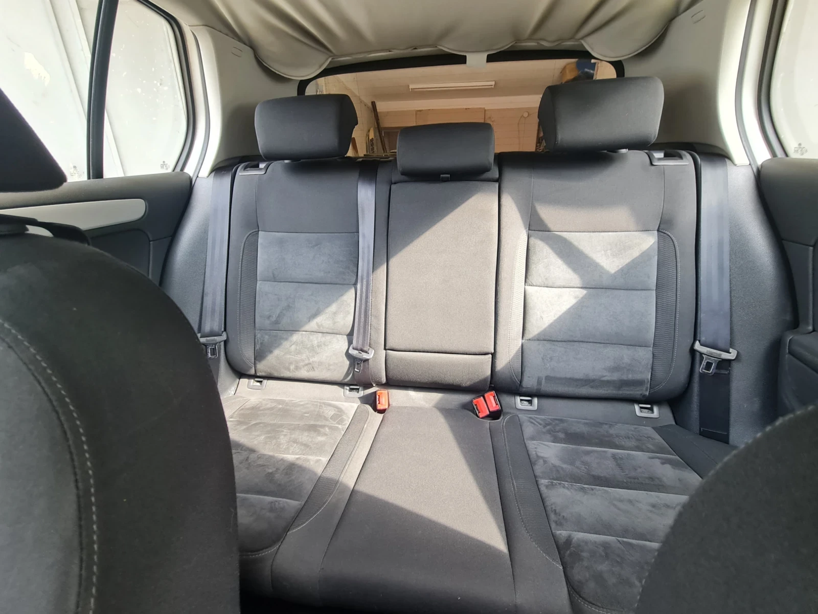 VW Golf 1.6 - изображение 9