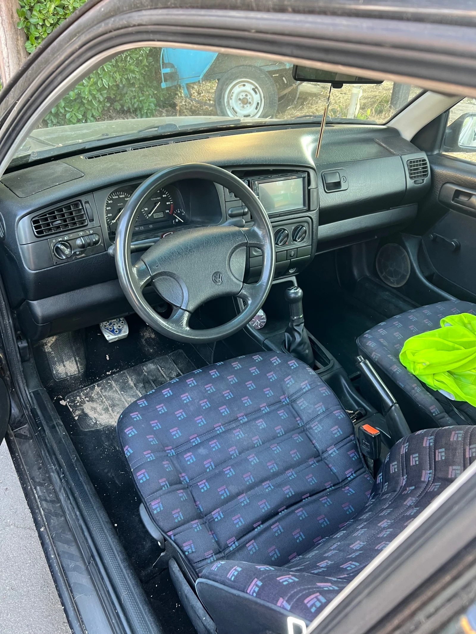 VW Golf 1.8 Моно Газ Бензин - изображение 6