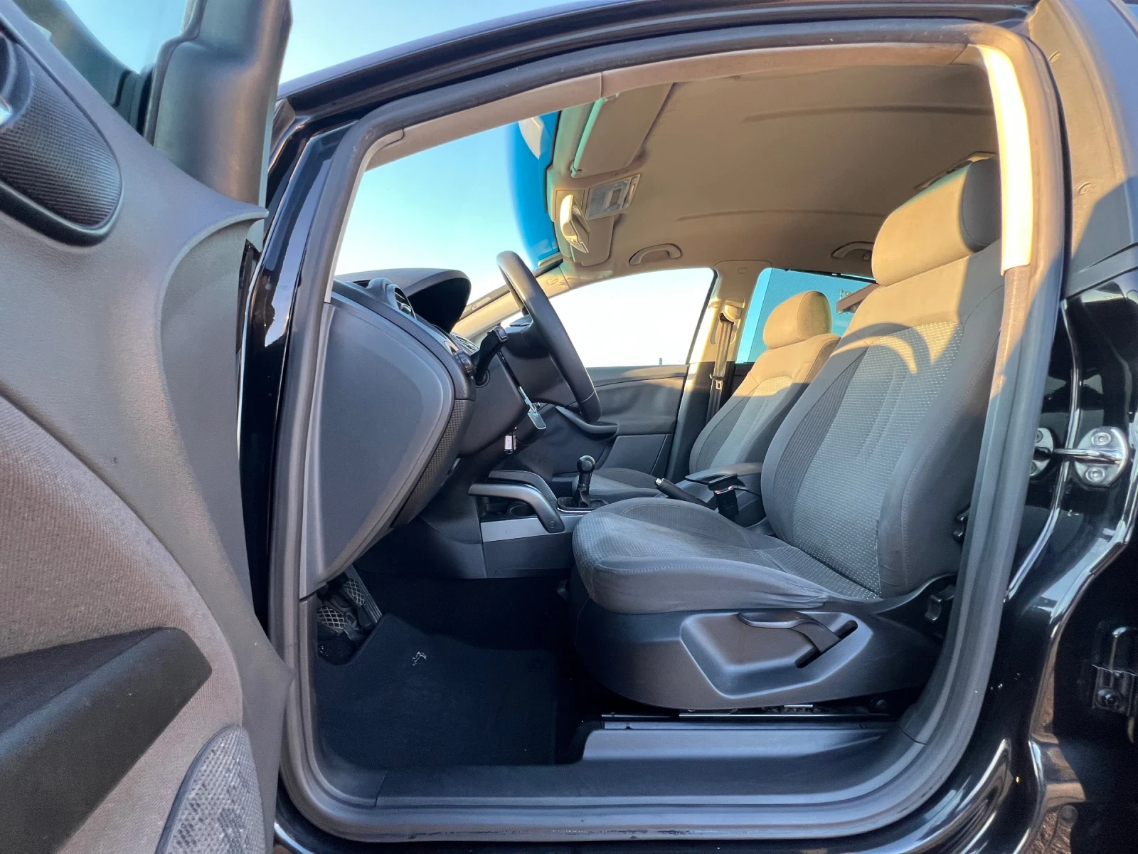 Seat Altea XL 1.9TDI - изображение 6