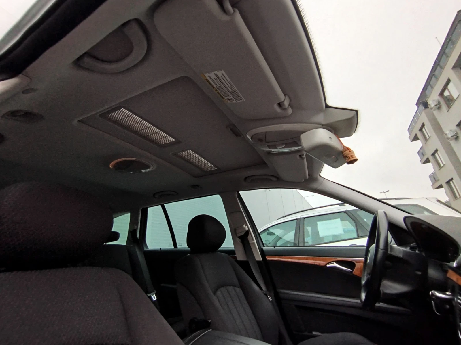 Mercedes-Benz E 200 Kompressor LPG - изображение 9