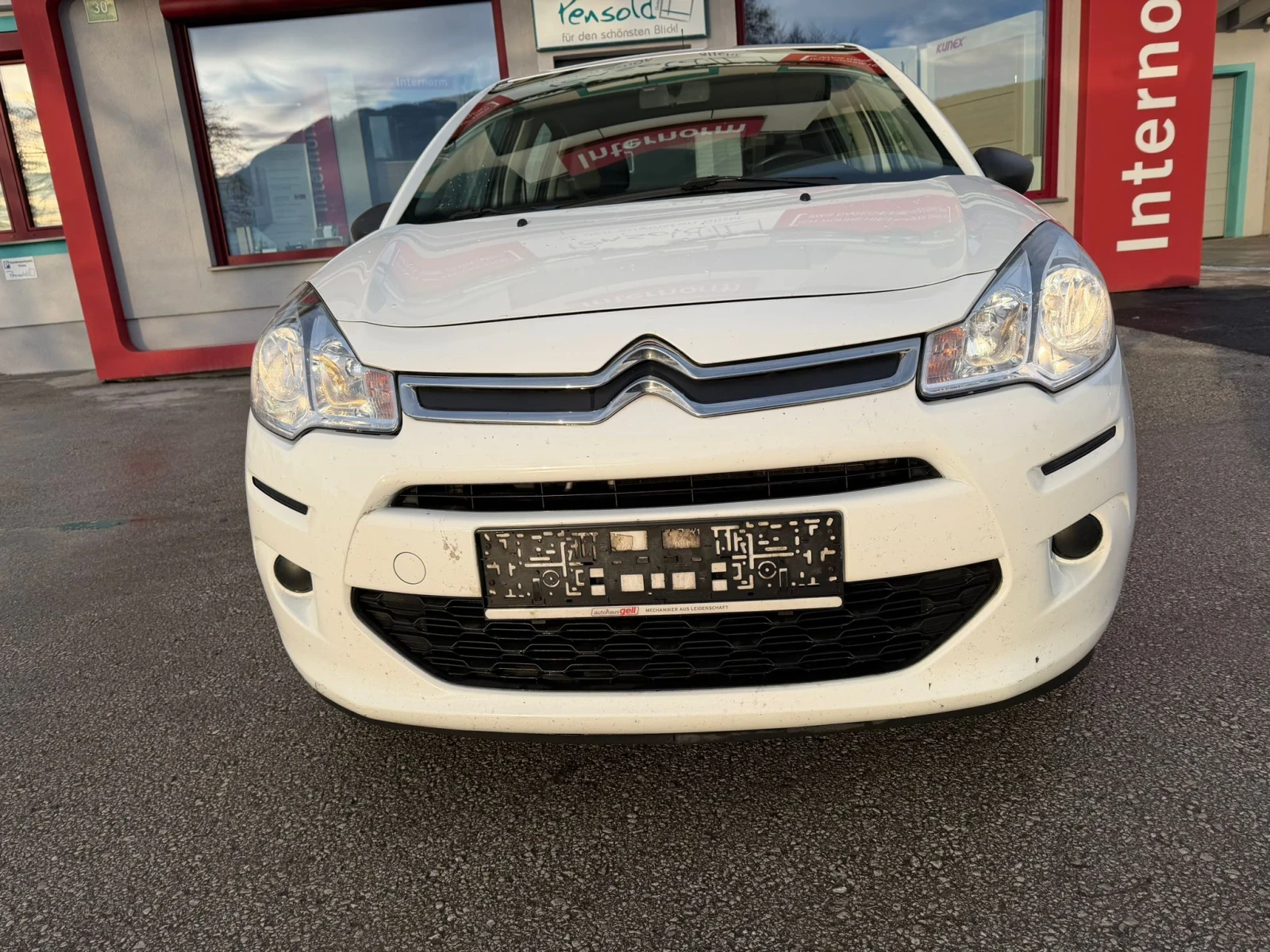 Citroen C3 1.0i klima euro 6 - изображение 3