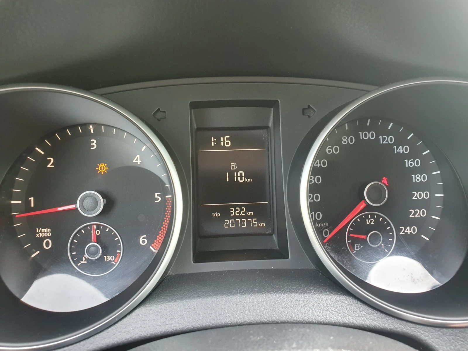 VW Golf 2, 0 TDI  110 Италия  - изображение 10