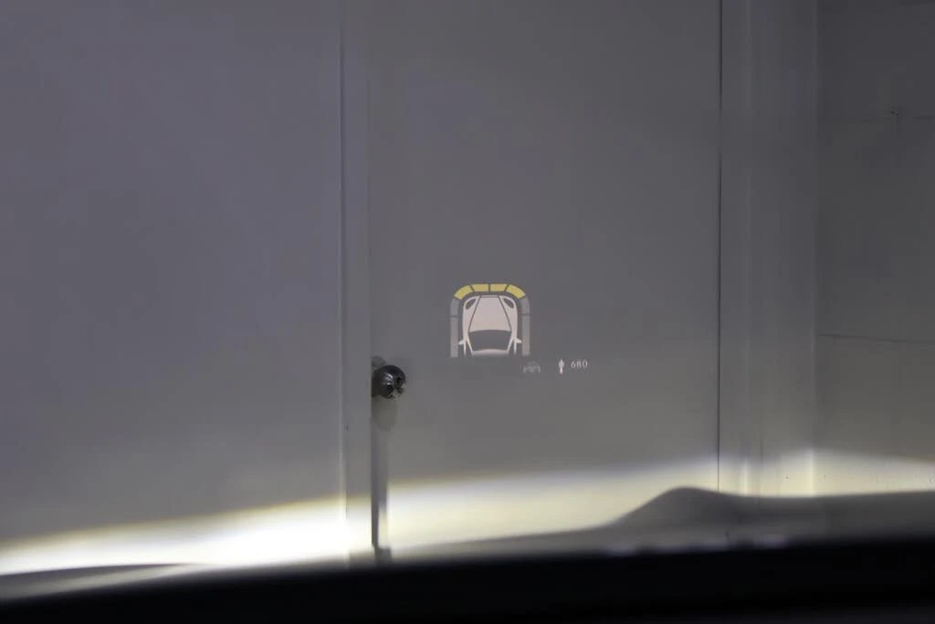 Mercedes-Benz GLE 450 4 Matic, снимка 10 - Автомобили и джипове - 53827839