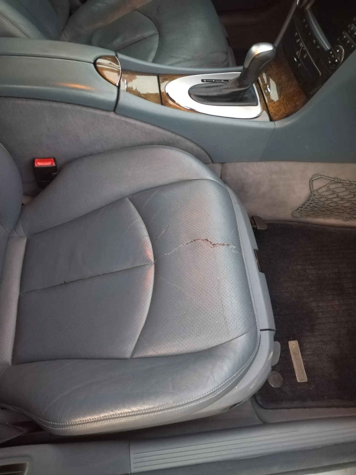 Mercedes-Benz E 320, снимка 14 - Автомобили и джипове - 53891764