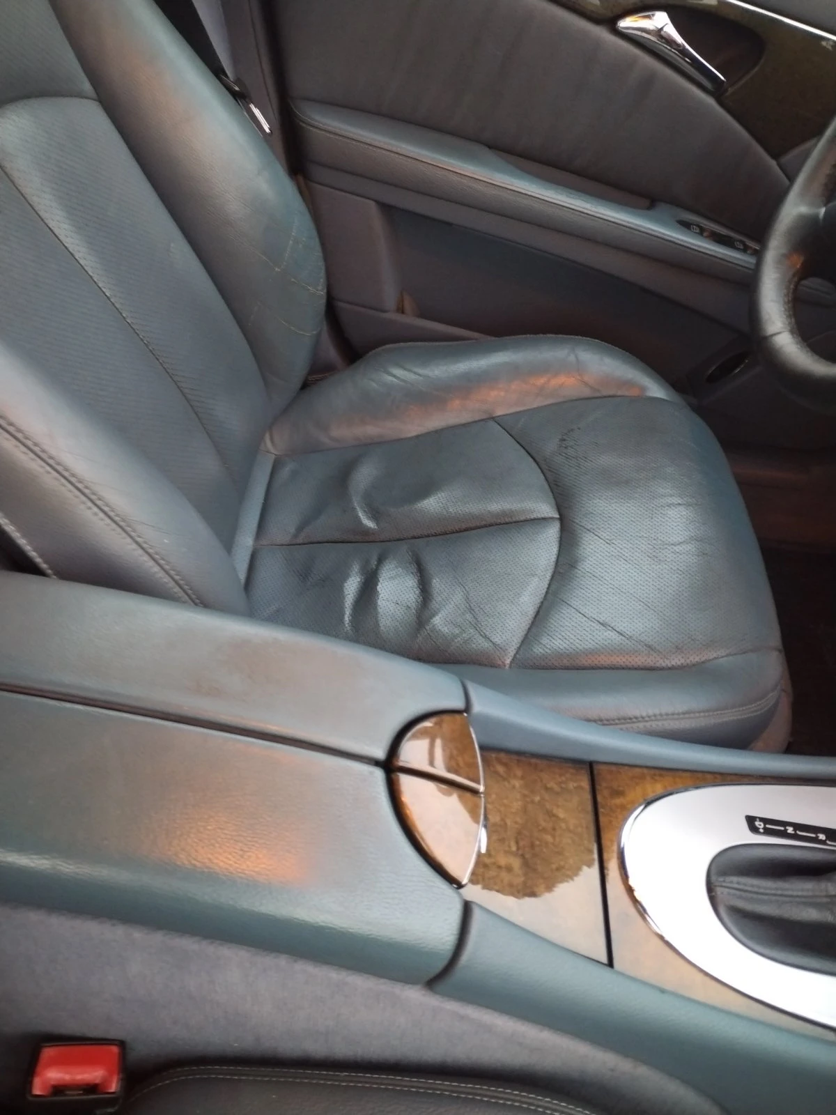 Mercedes-Benz E 320, снимка 13 - Автомобили и джипове - 53891764