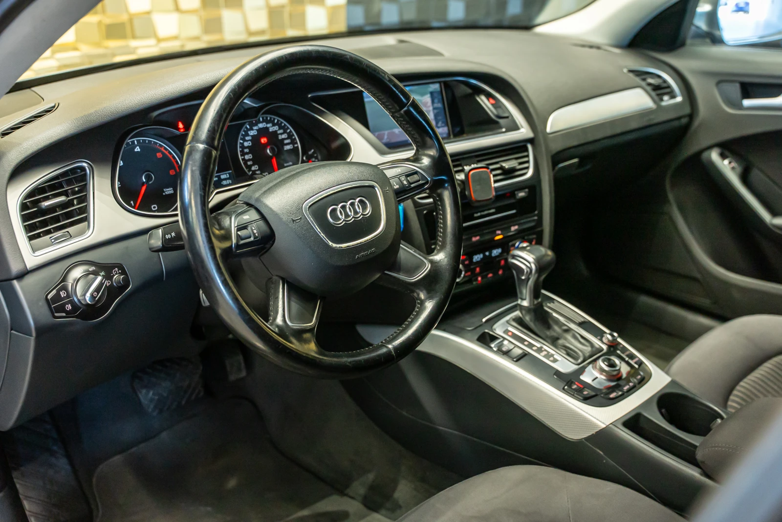 Audi A4 2.0 TDI | Mobile.bg � ����������� 7