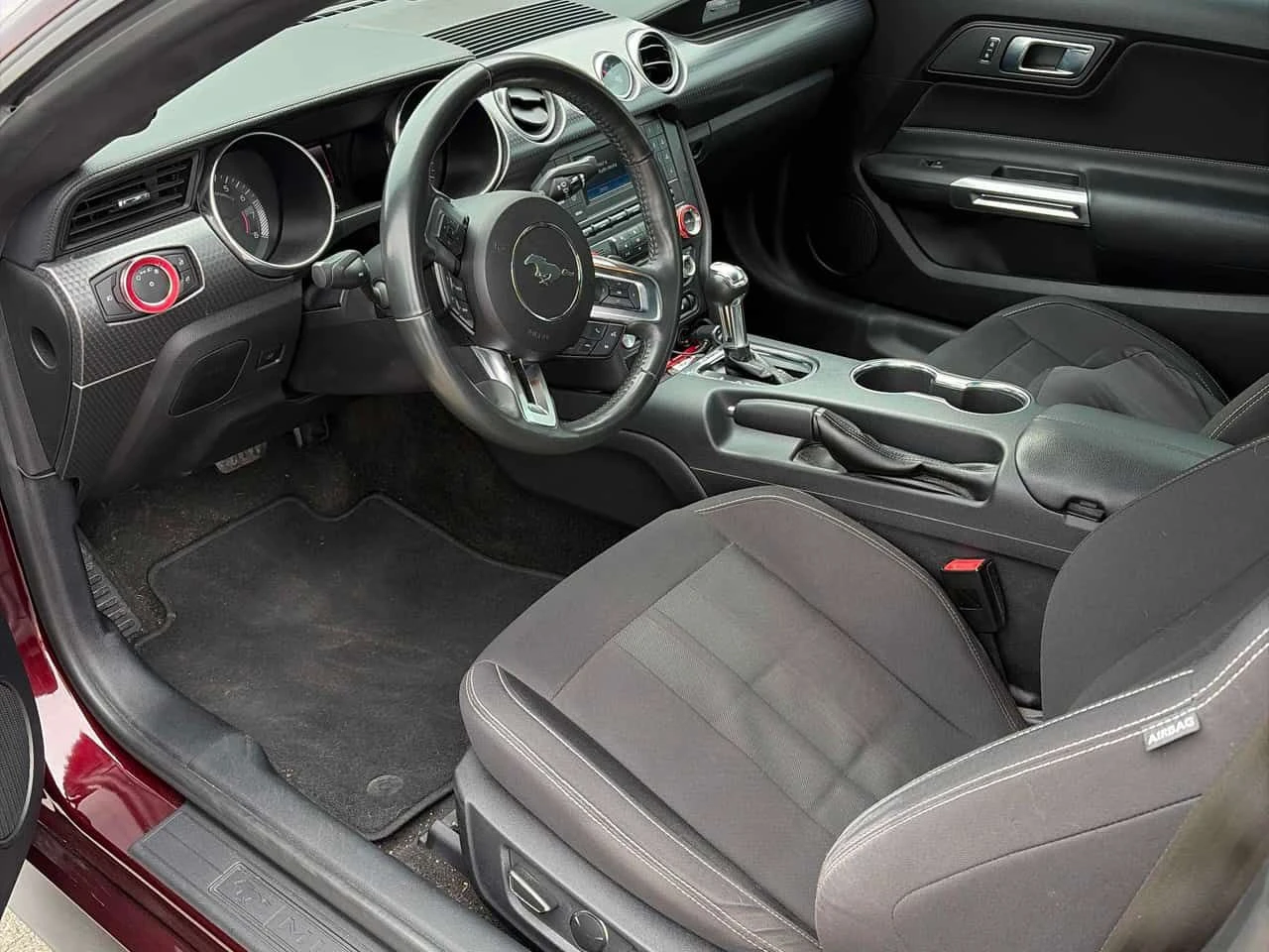 Ford Mustang * GT * CARFAX * ЦЕНА ДО БГ, снимка 6 - Автомобили и джипове - 54576562