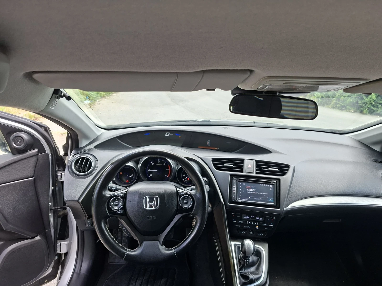 Honda Civic 1.6 DIZEL EURO6B, снимка 11 - Автомобили и джипове - 54631874