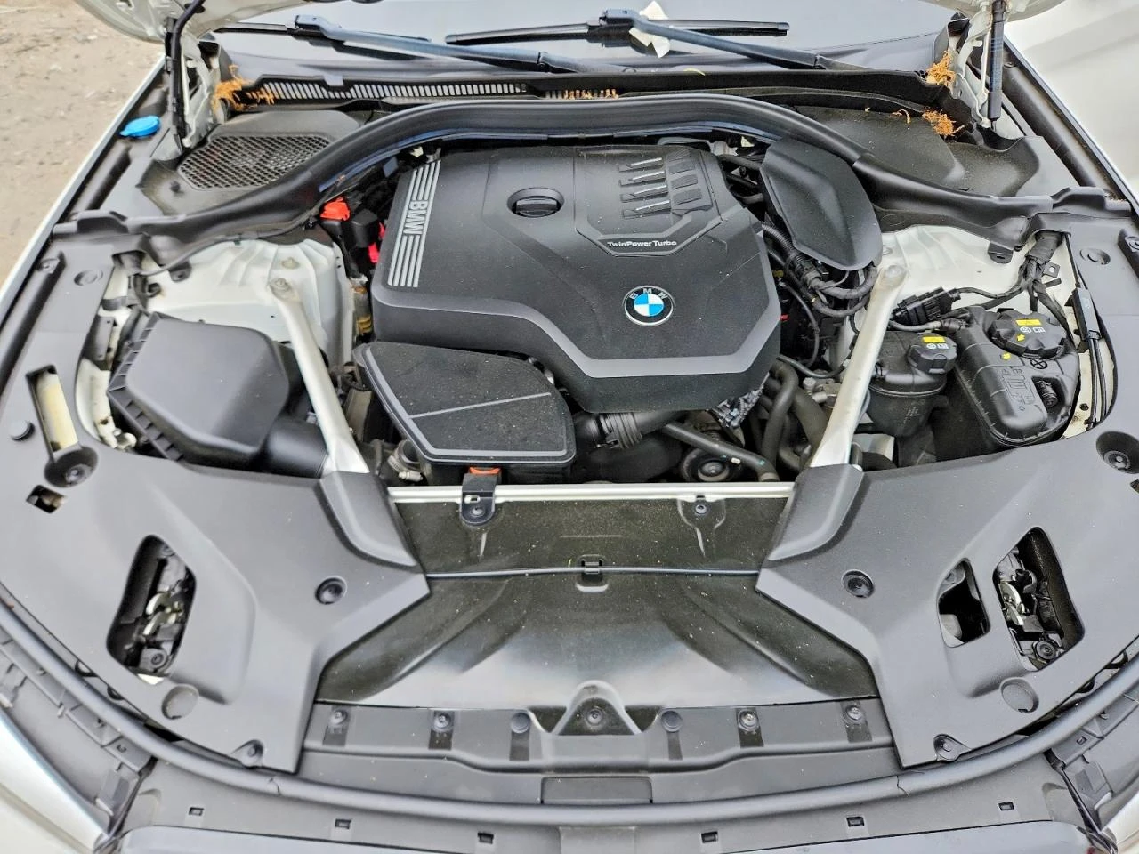 BMW 530 2.0l Xi, снимка 11 - Автомобили и джипове - 54705622