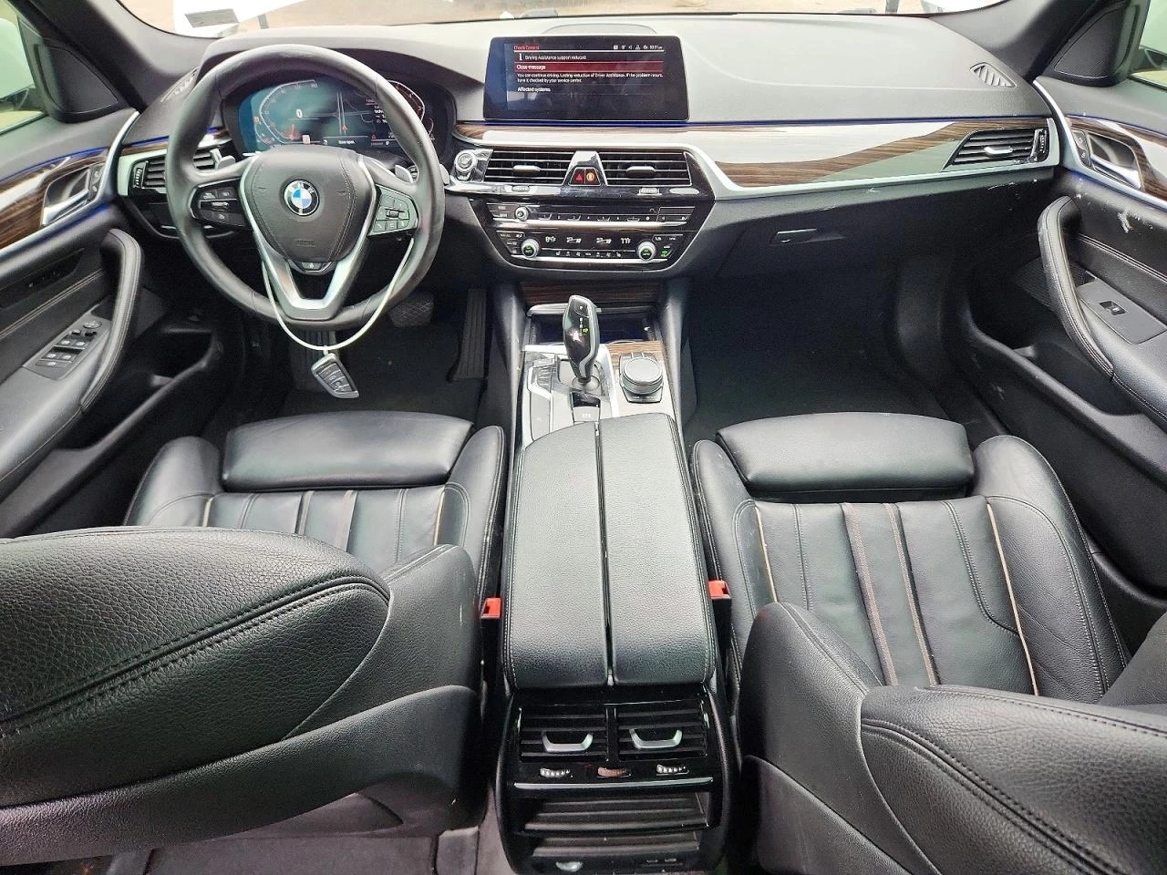 BMW 530 2.0l Xi, снимка 8 - Автомобили и джипове - 54705622