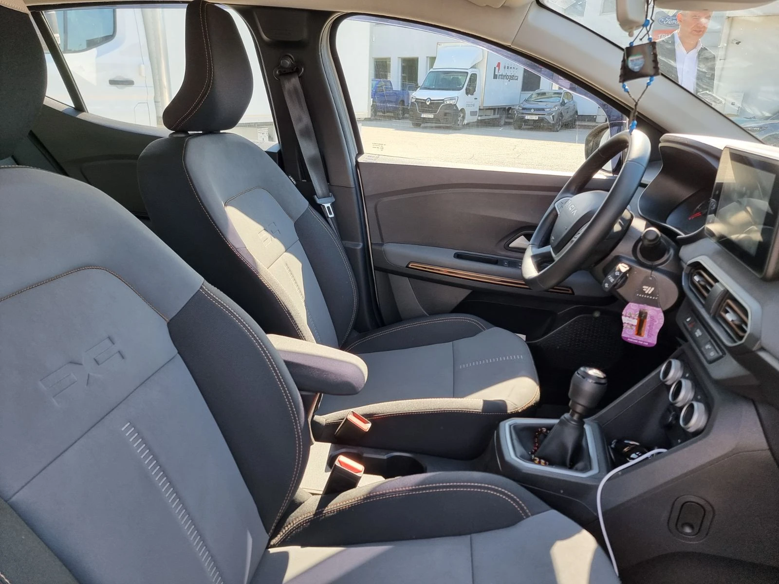 Dacia Sandero Stepway Extreme ECO-G 100 | Mobile.bg � ����������� 13