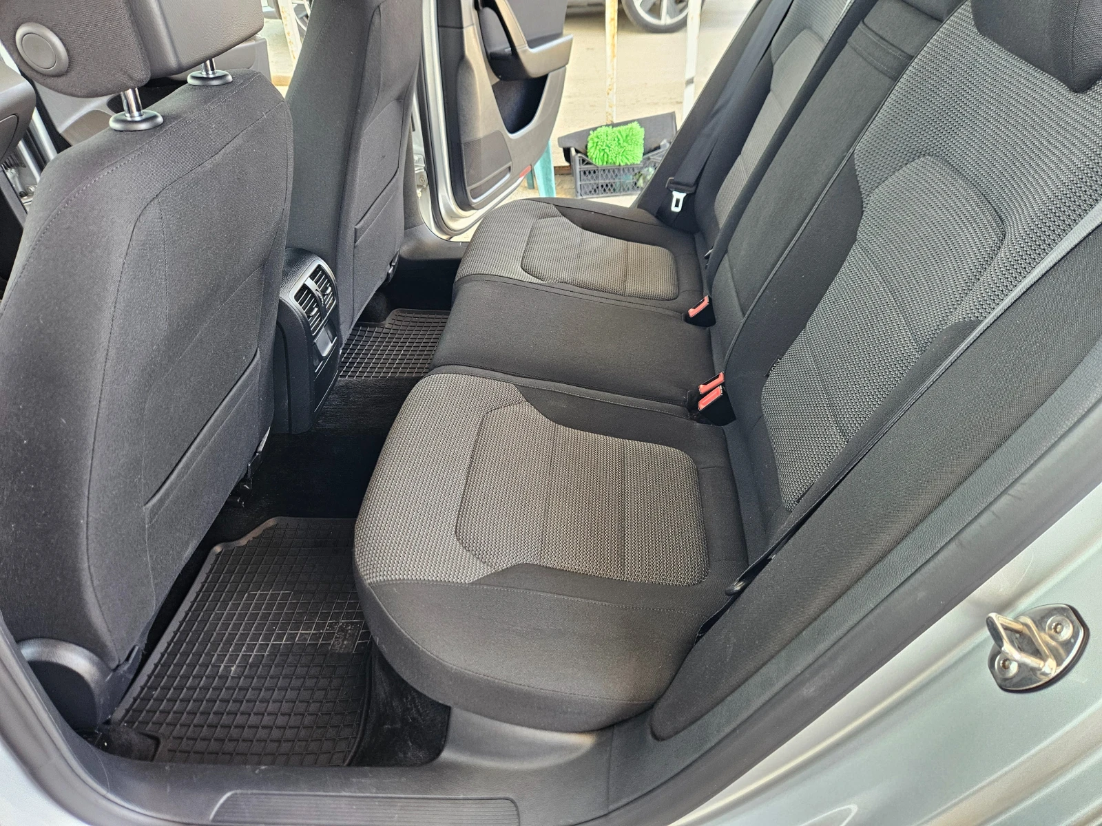 VW Passat, снимка 10 - Автомобили и джипове - 54854153