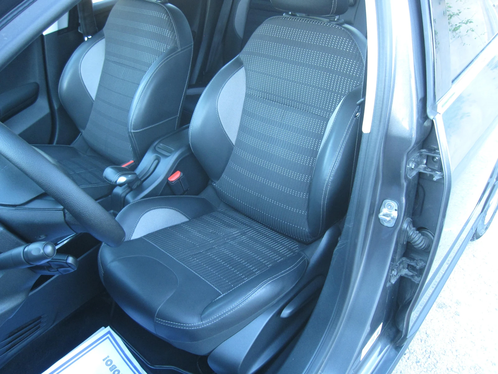 Peugeot 2008 104х.КМ.Navi, Камера, Кожа, снимка 12 - Автомобили и джипове - 54933033