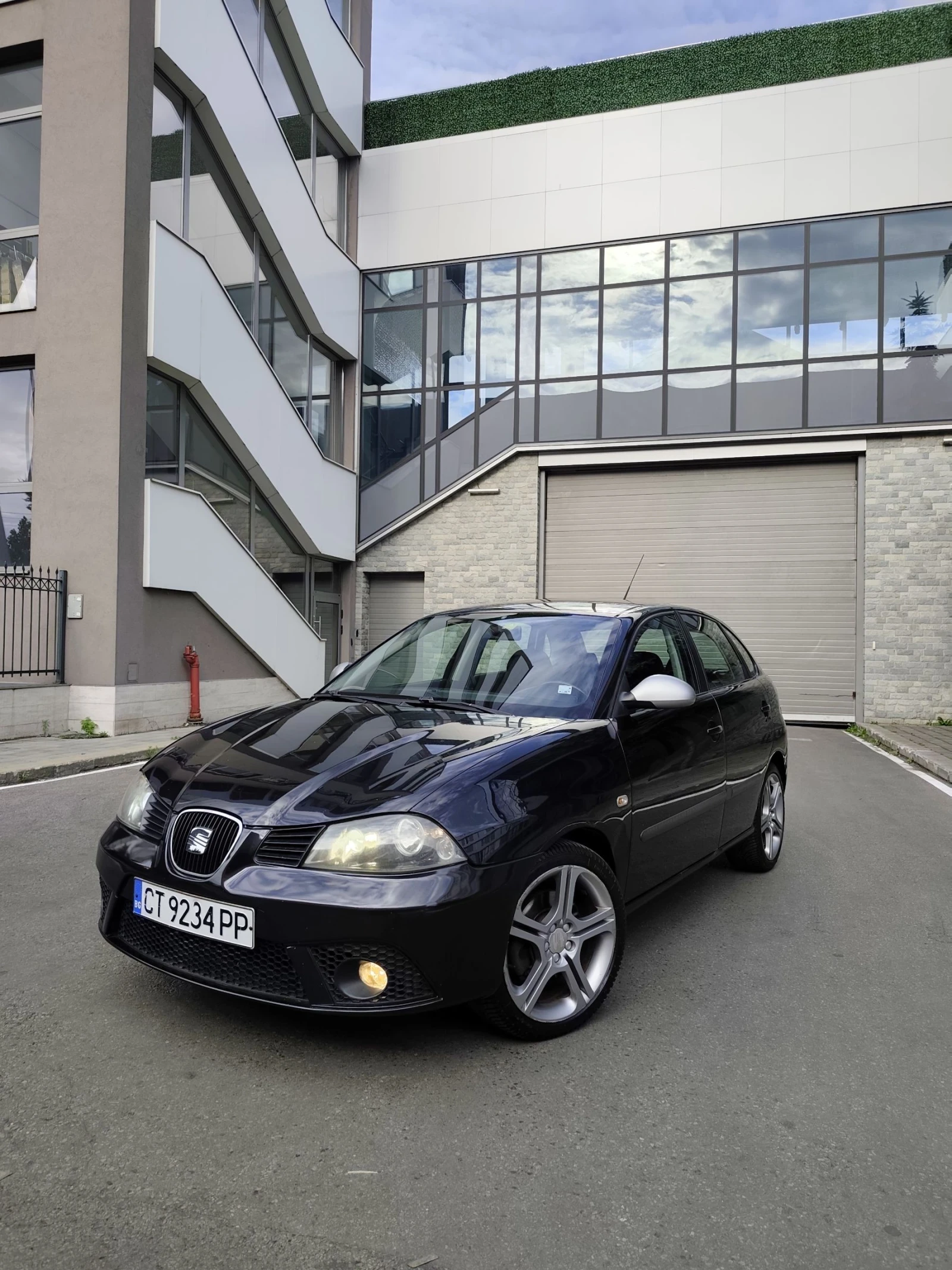 Seat Ibiza 1.8T Fr  Навигация камера 