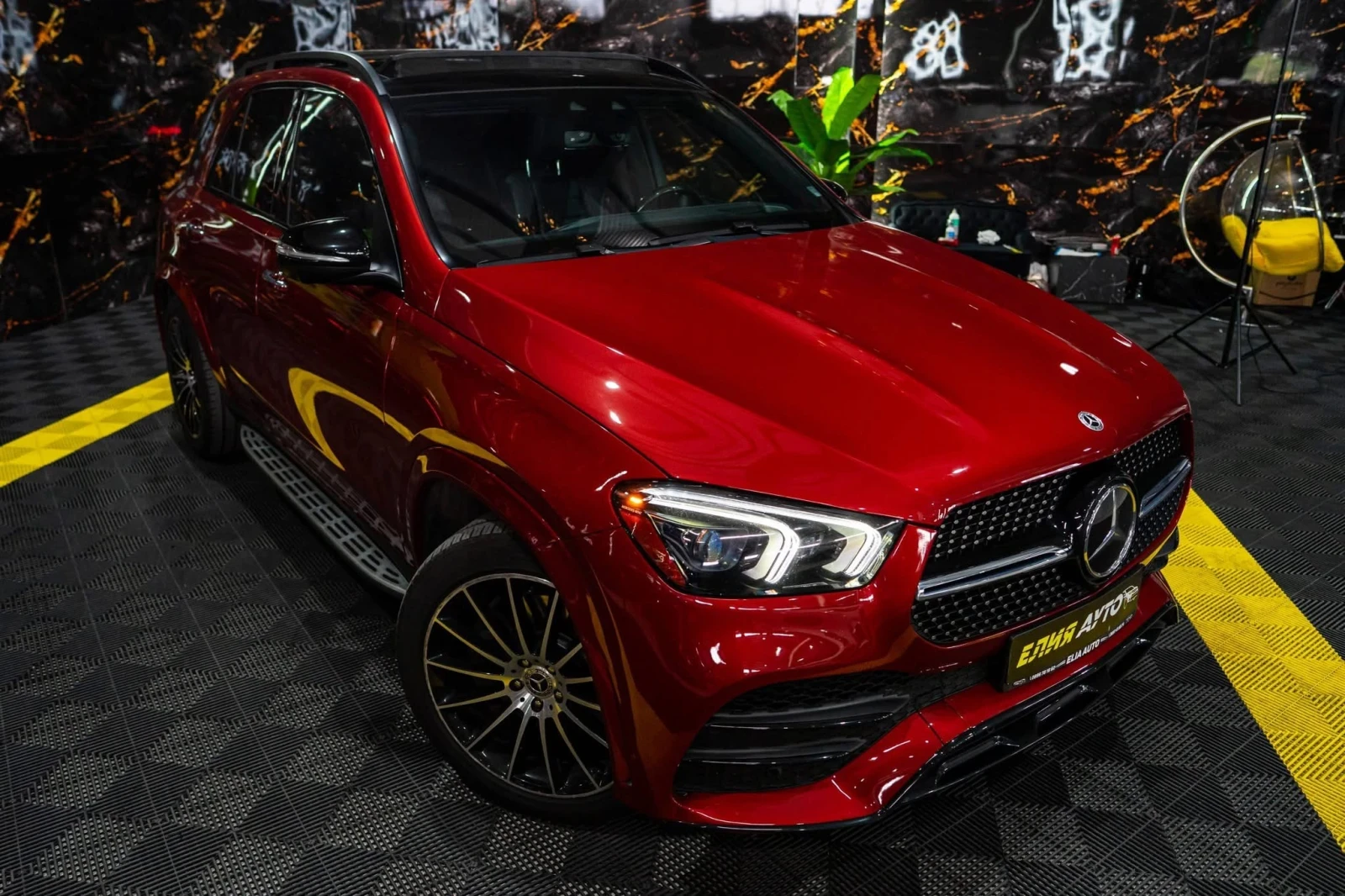 Mercedes-Benz GLE 450 I 4MATIC FULL AMG LINE LED ПАНО BURM ЛИЗИНГ 100%, снимка 2 - Автомобили и джипове - 55085419