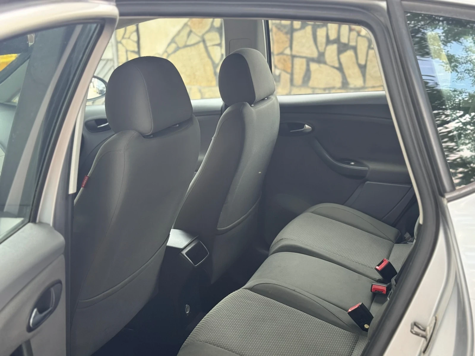 Seat Altea 1.9tdi, снимка 7 - Автомобили и джипове - 55133717