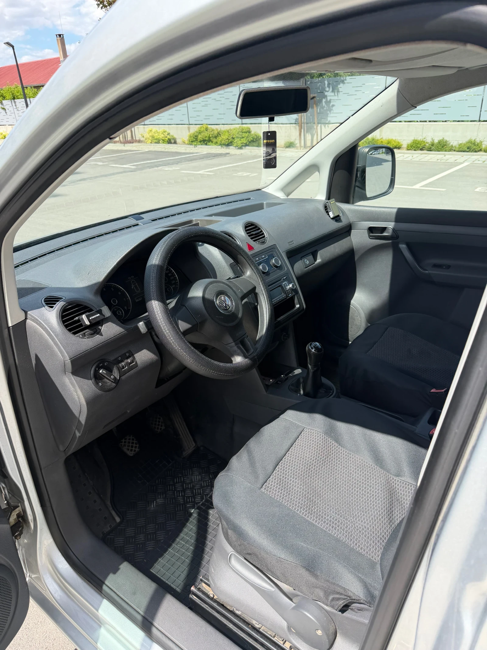 VW Caddy Товарно, снимка 7 - Автомобили и джипове - 55287301
