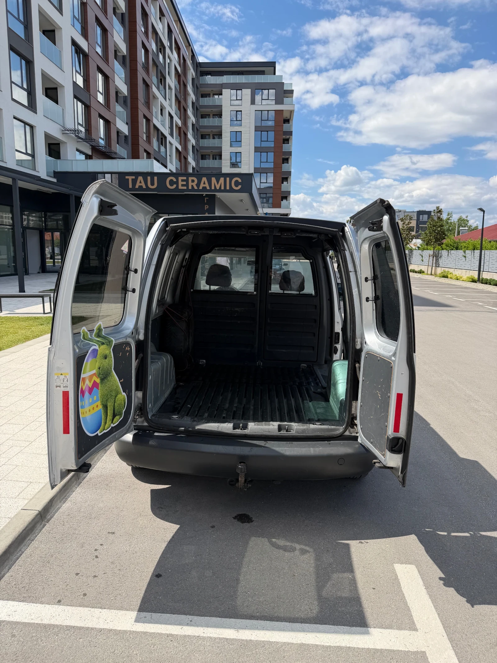 VW Caddy Товарно, снимка 9 - Автомобили и джипове - 55287301